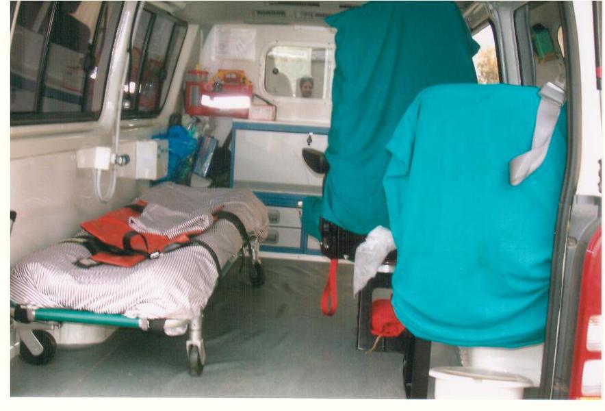 img-autoambulanza-per-lospedale-